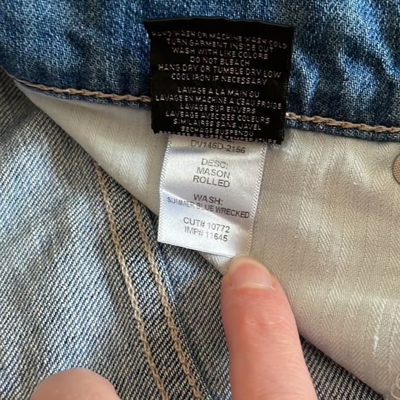 Vince Mason relaxed rolled distressed jeans - Picture 12 of 12